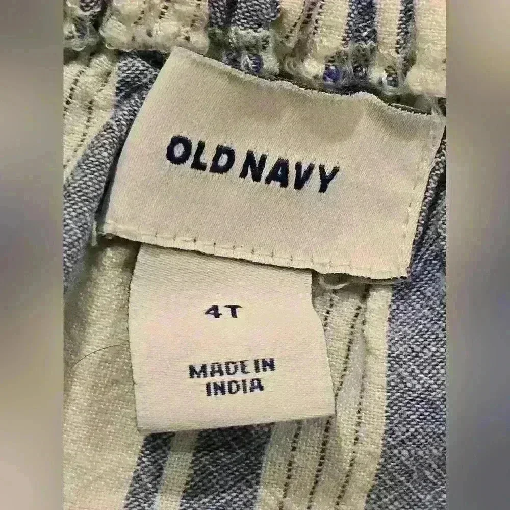 Old Navy Stripped Dress With Button Detailing